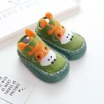 chaussettes chausson bebe confortables et sures pour petits pieds 631