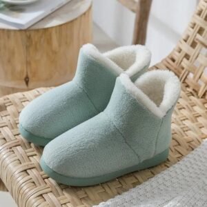 chaussons douillets pour un confort ultime a la maison bleu 33 34 120