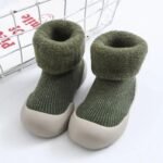 chaussons doux et respirants pour bebes qui commencent a marcher 891