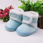 chaussons en coton avec fermeture scratch et semelle antiderapante 620
