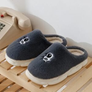 chaussons en peluche pour homme confort et chaleur assures bleu 835