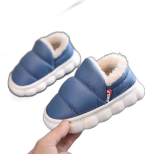 chaussons souples en polaire douce pour un confort optimal bleu 345