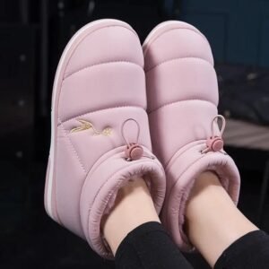 chaussons montants avec fermeture elastique reglable 700