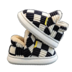 chaussons montants fourres pour un confort optimal en hiver noir 206