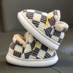 chaussons montants fourres pour un confort optimal en hiver gris 731